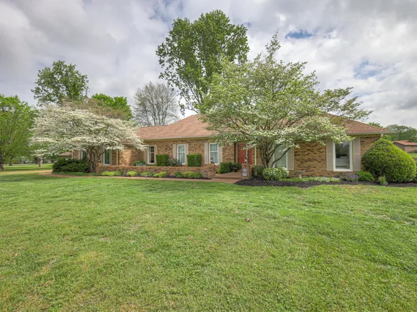 5008 Twin Lakes Dr, Old Hickory, TN 37138