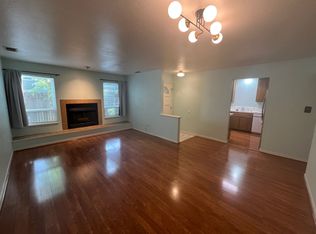 1523 Hood Rd UNIT C, Sacramento, CA 95825