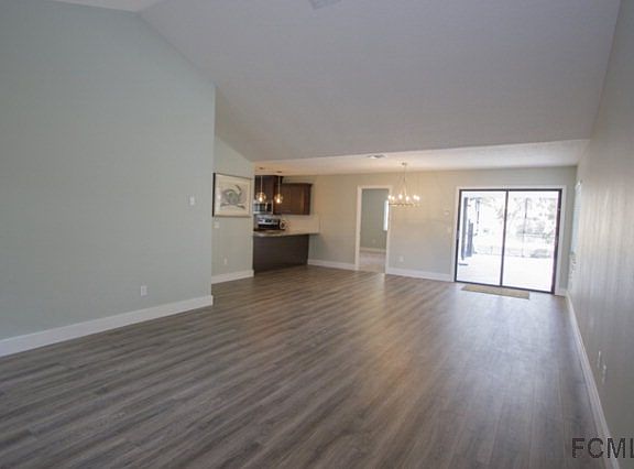 4th image of 7 Barkley Ln