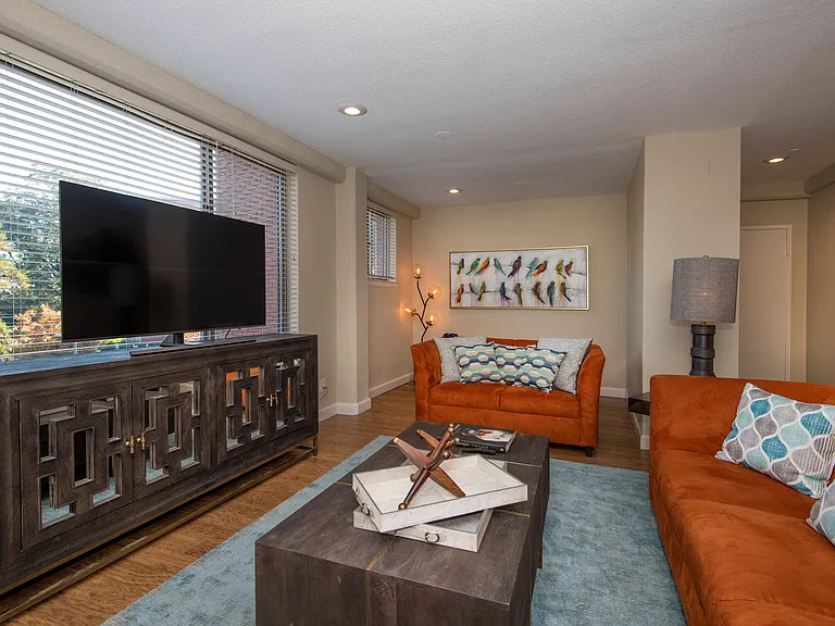 Rivercliff Estate Apartments in Little Rock, AR