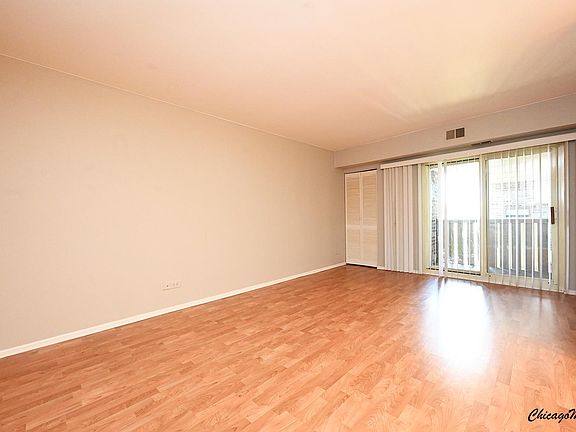 2nd image of 675 Grove Dr APT 406