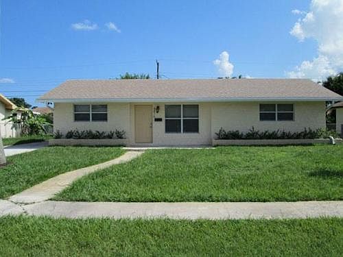 1st image of 4816 Pineaire Ln