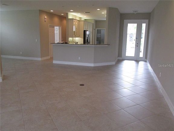 4th image of 15630 Aurora Lake Cir