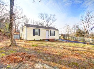 2600 Blevins Gap Rd, Louisville, KY 40272