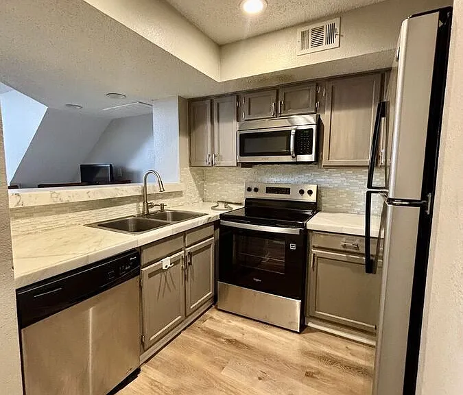 2301 Basil Dr #F214 — Photo 3