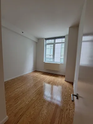 Rented by Algin Management | media 27