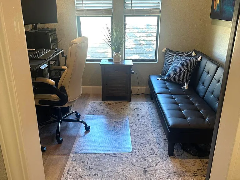 view into office/bonus room