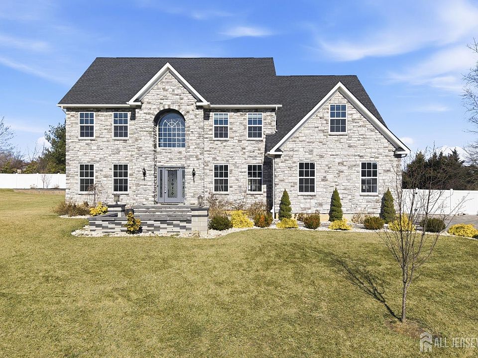 1st image of 29 May Rd