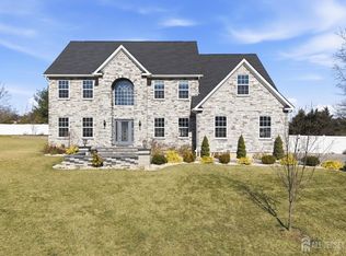 29 May Rd, East Brunswick, NJ 08816