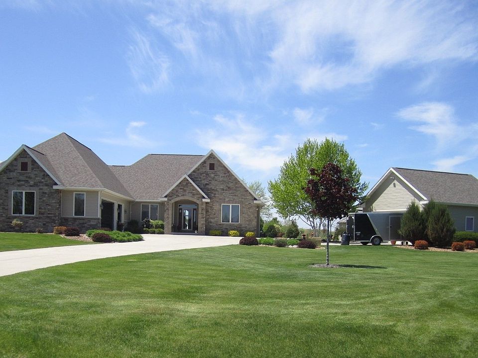 1st image of W7034 Westwood Dr