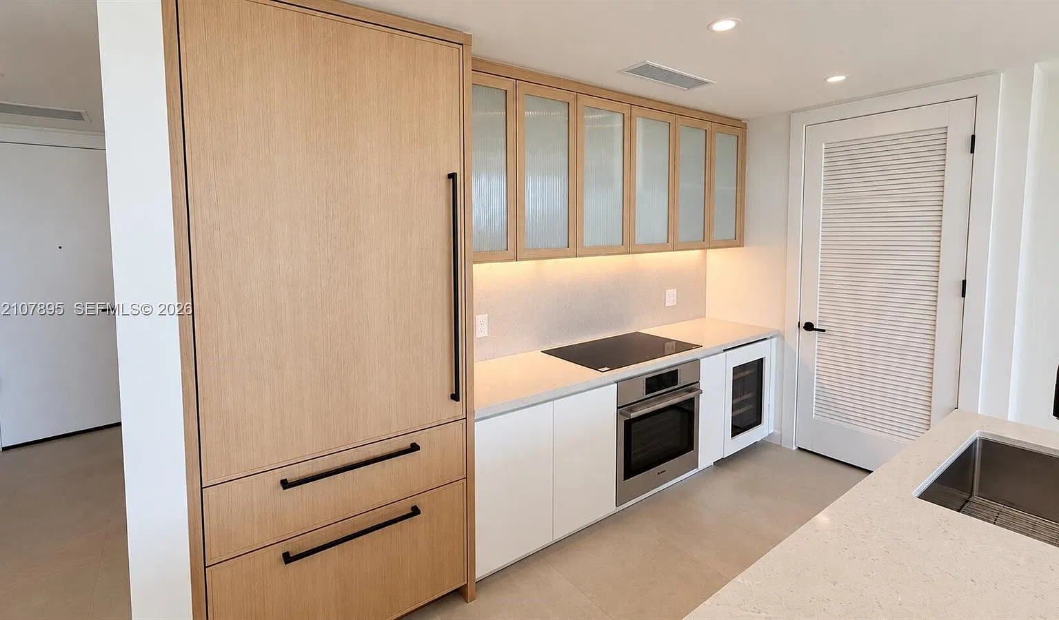 2200 Brickell Condominium — Photo 4