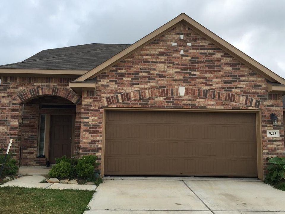 1st image of 9223 Fuqua Breeze Dr
