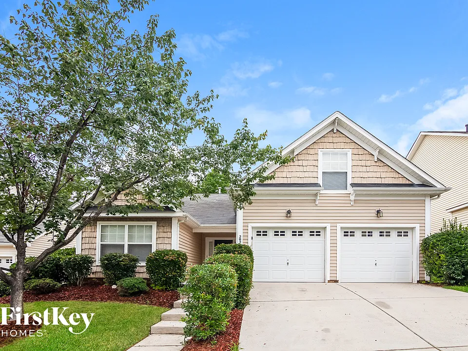 2021 Sugarbush Dr