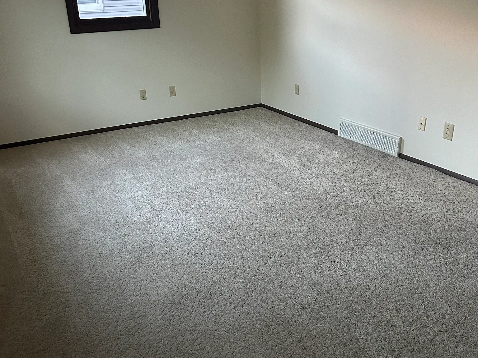 2 bed, 1660 sqft, $1,595 — Photo 4