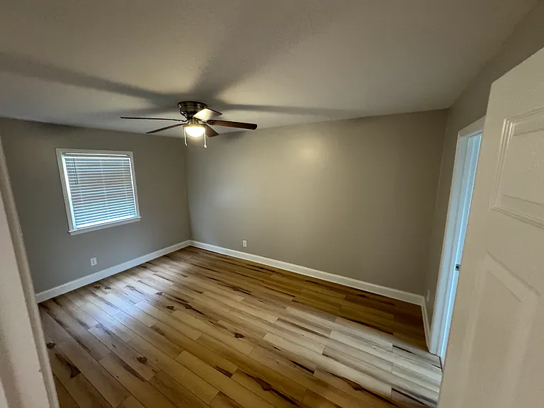 2635 Vail Ave — Photo 6