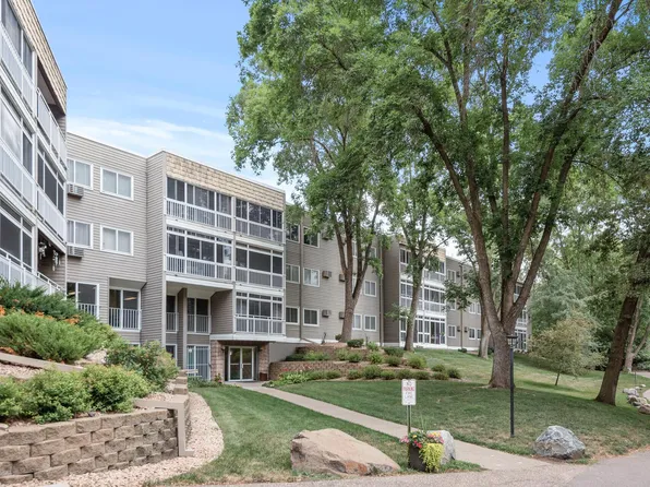 135 Viking Dr E APT 309, Little Canada, MN 55117