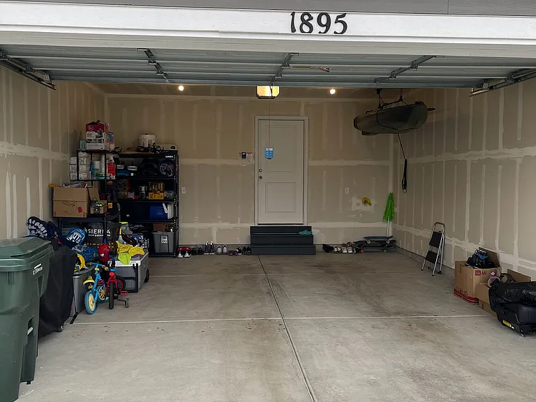 1895 N Ten Hens Ave — Photo 36