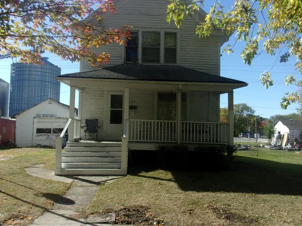 206 N Grant Ave, Milford, IL 60953