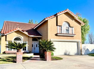 2206 Plumeria Ave, Upland, CA 91784