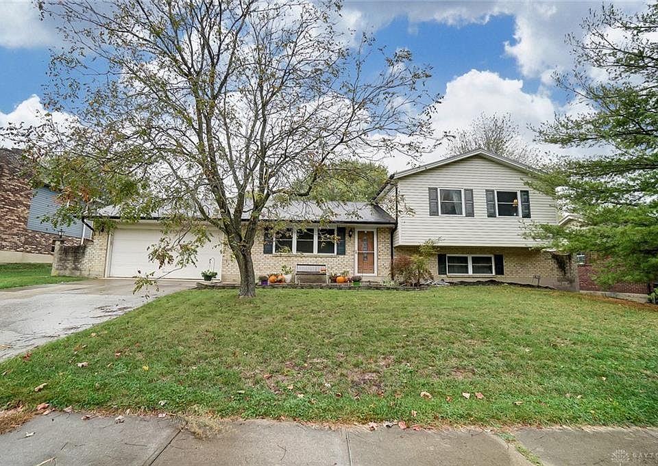 1st image of 644 Royston Dr