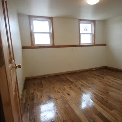 Rented by Nooklyn NYC LLC | media 10