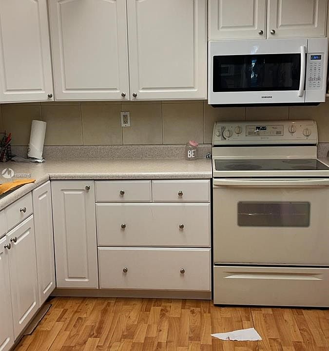 2nd image of 20341 NE 30th Ave #1156