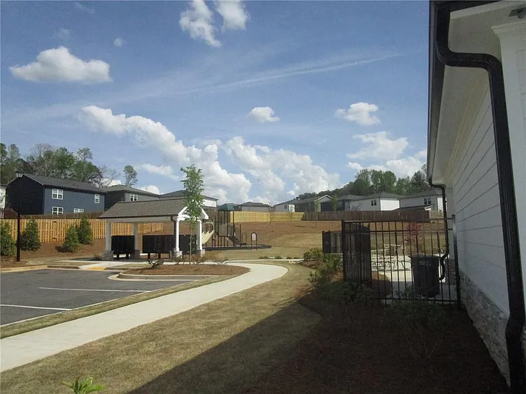 5169 Union Heights Way — Photo 32