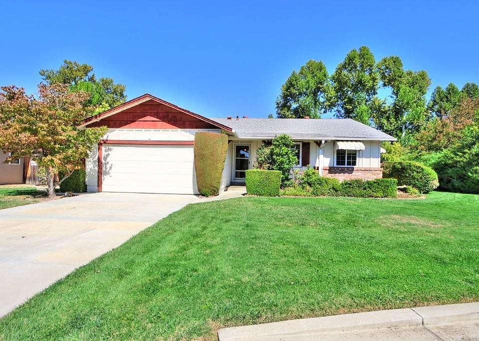 1st image of 2537 Sarda Way