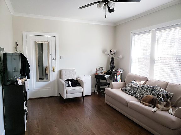 4th image of 646-48 W Roscoe St #648.5-1S