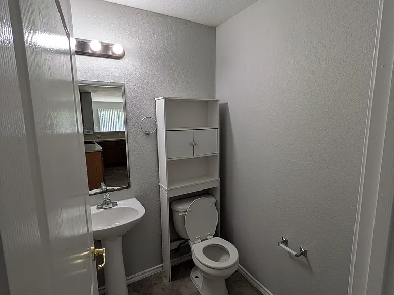 6130 Wisteria Hl — Photo 11