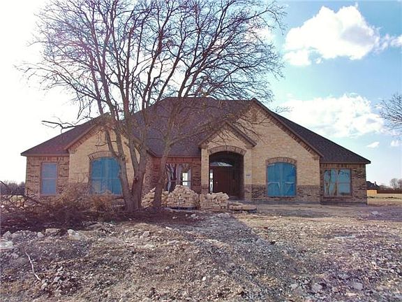 2nd image of 105 Northbrook Dr
