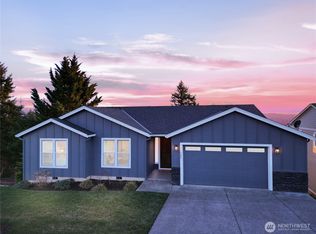 105 Eli Avery Ave, Kalama, WA 98625