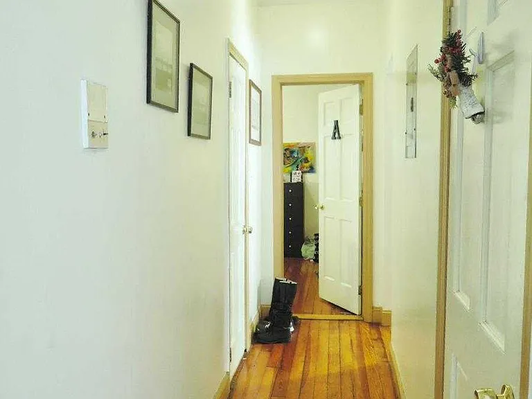 Allston St — Photo 10