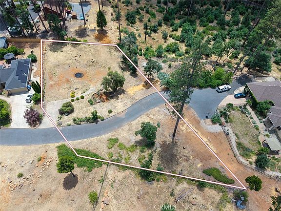 3rd image of 1820 Amore Ln