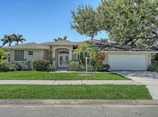 4010 Green Tree Ave, Sarasota, FL 34233