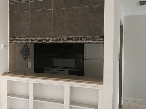 2nd image of 100 E Aurora Dr #416
