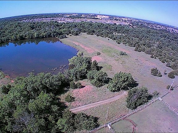 3rd image of 1600 Grand Canyon Dr