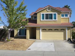 1820 Whiting Ct, Dixon, CA 95620