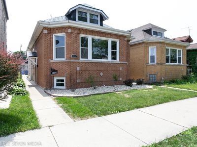 1535 E 86th St, Chicago, IL, 60619