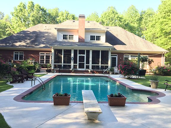 Pool and Screened Porch