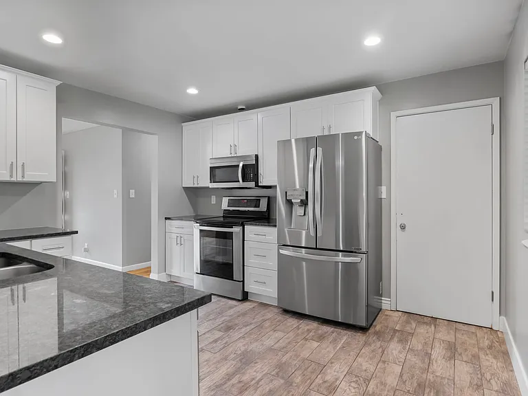 1408 Binford St #1 — Photo 12