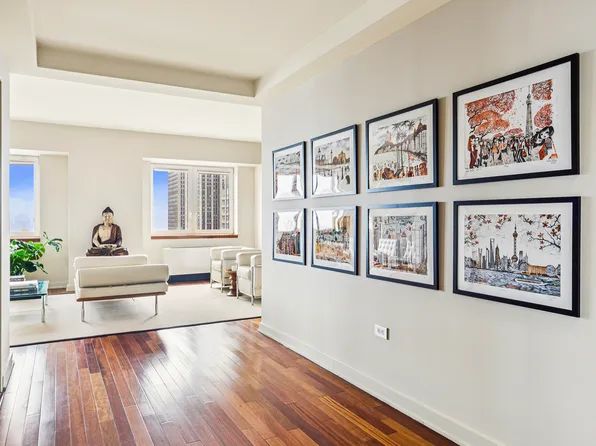 425 5th Avenue image 3 of 25