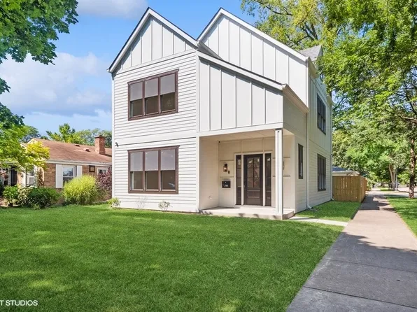 2101 Cleveland St, Evanston, IL 60202