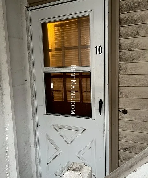 591 Main St #10 — Photo 12