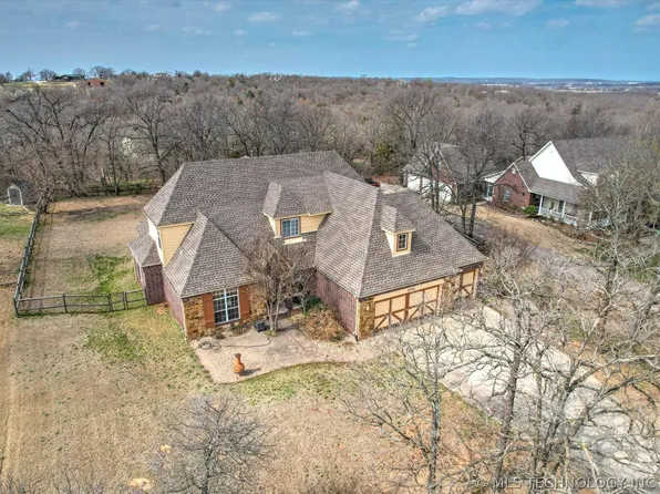 11082 S 55th Pl, Sapulpa, OK 74066