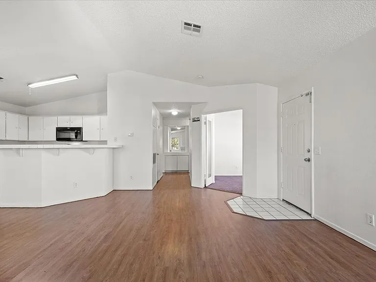 7909 Fossil Creek Ln #204 — Photo 6