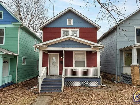 208 SW Harrison St, Topeka, KS 66603
