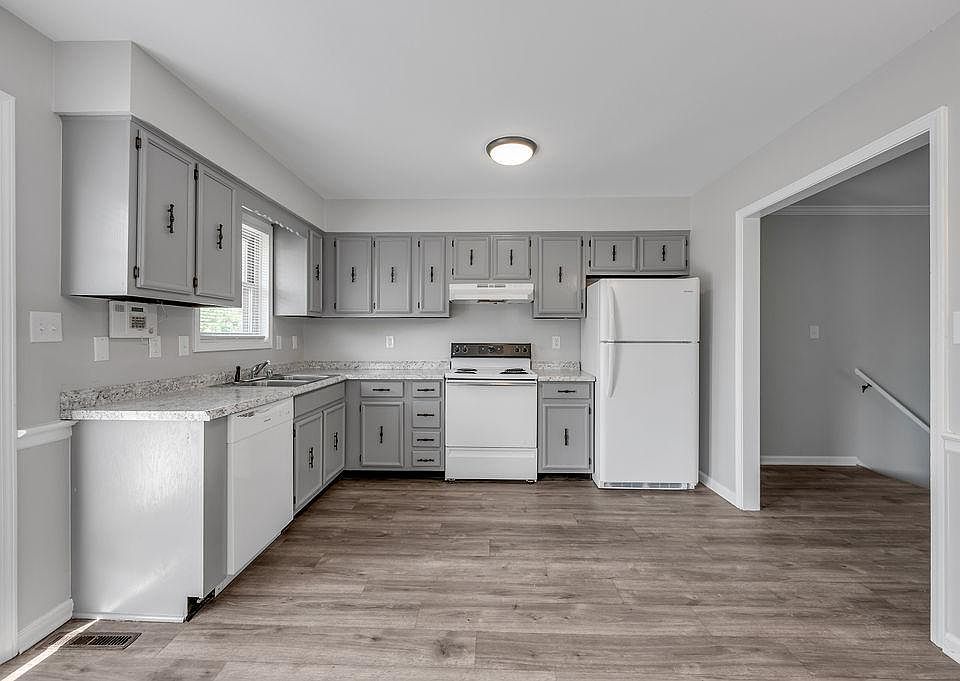 Large Kitchen with walkout patio