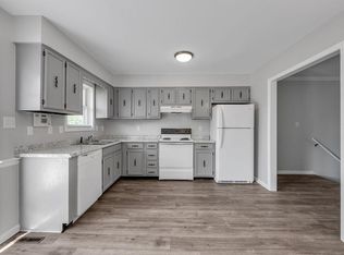 384 Woodview Dr, Lexington, KY 40515