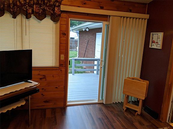 2nd image of 12 Brook Ave